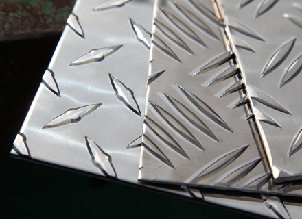 Aluminium chequered plate